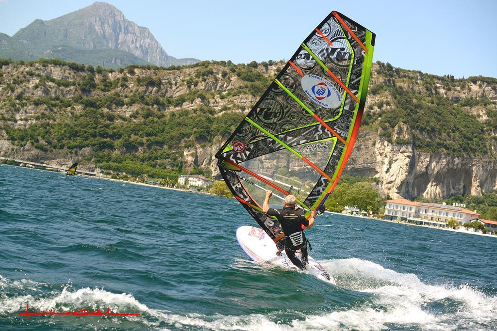 Hotel Lido Blu - Surf & Bike Torbole Sul Garda Exterior photo