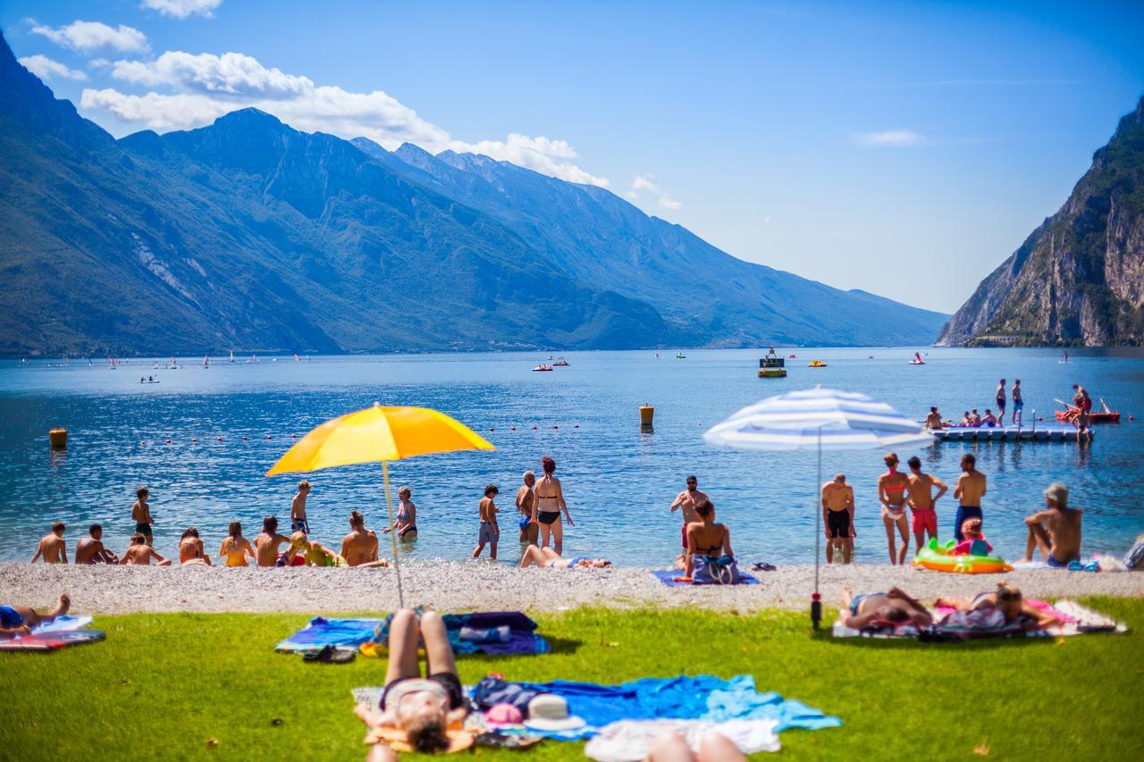 Hotel Lido Blu - Surf & Bike Torbole Sul Garda Exterior photo