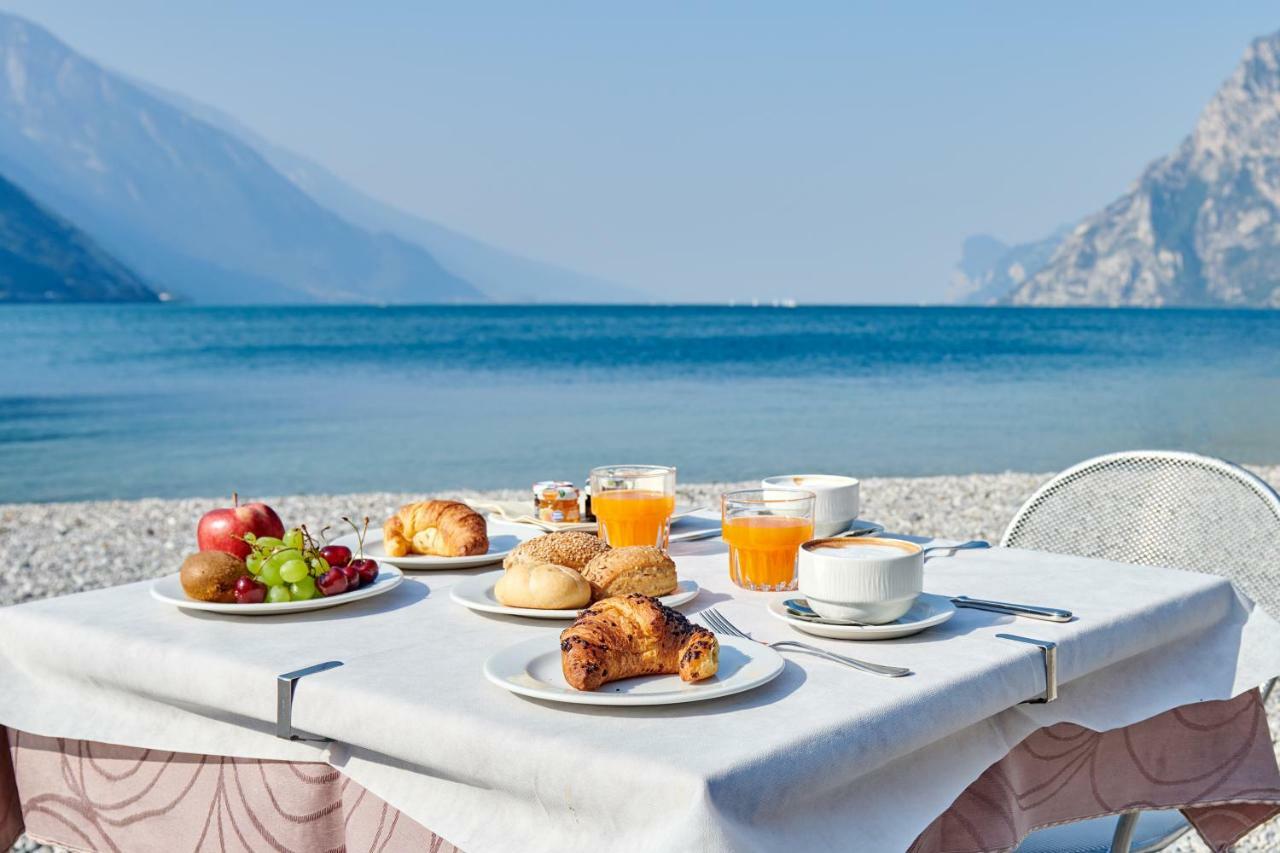 Hotel Lido Blu - Surf & Bike Torbole Sul Garda Exterior photo